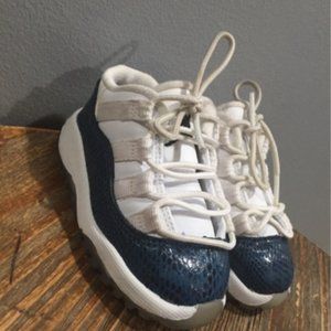 AIR JORDAN 11 LOW TD NAVY SNAKE SKIN 5C